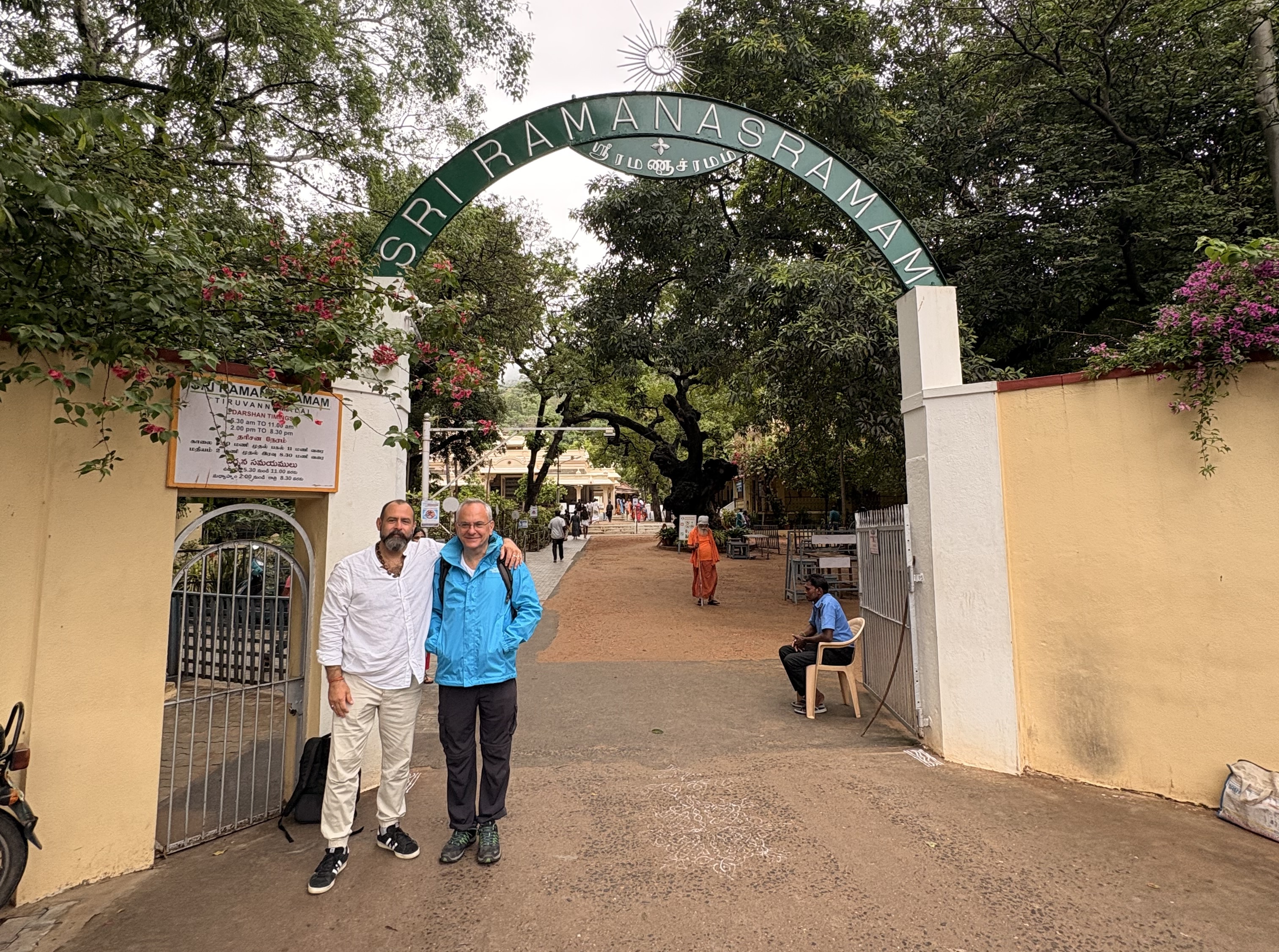 El silencio sagrado de Arunachala y Shantivanam | Blog de Yoga Rahasya